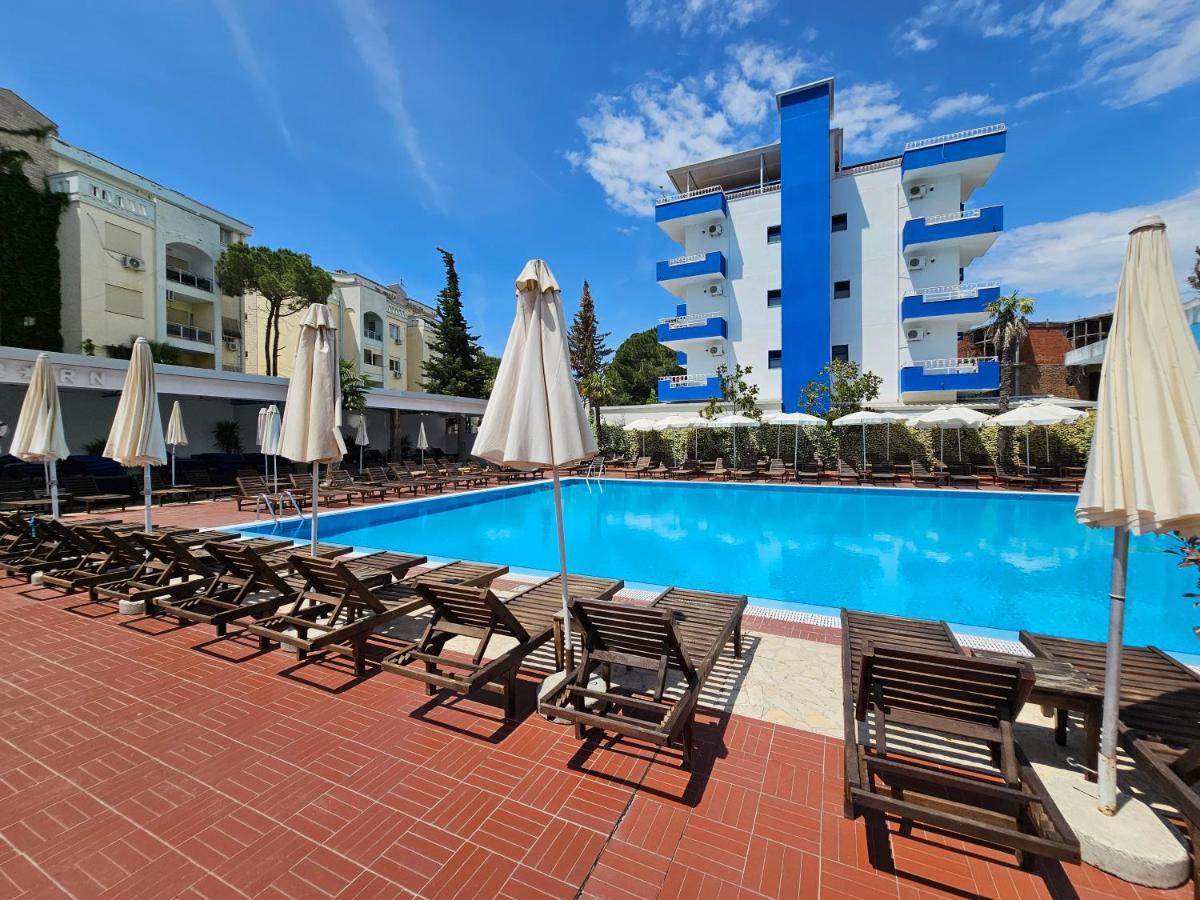 Sunborn Hotel Golem (Tirana)
