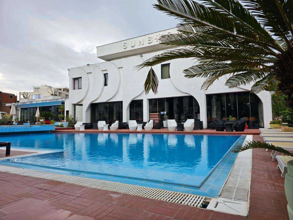 Hotel Sunborn 3*