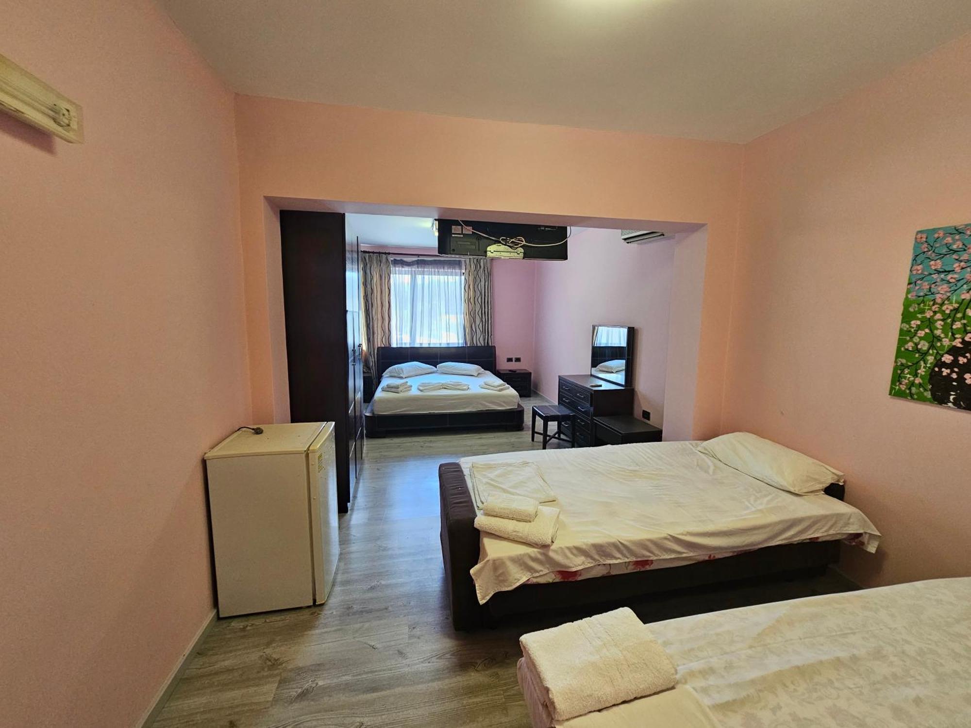 Hotel Sunborn Golem (Tirana)
